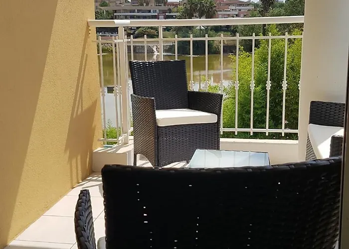 Apartment Pleasant Bright - And Pool View Le Cannet