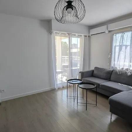 Agreable - Vue Et Piscine * Le Cannet
